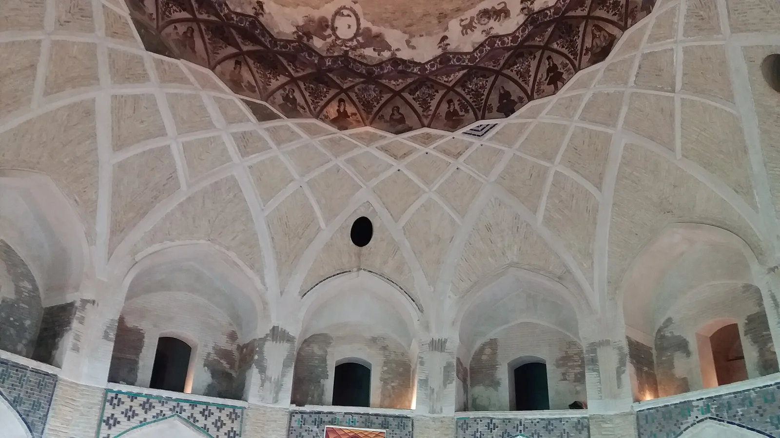 イランの銅器の資料写真 1