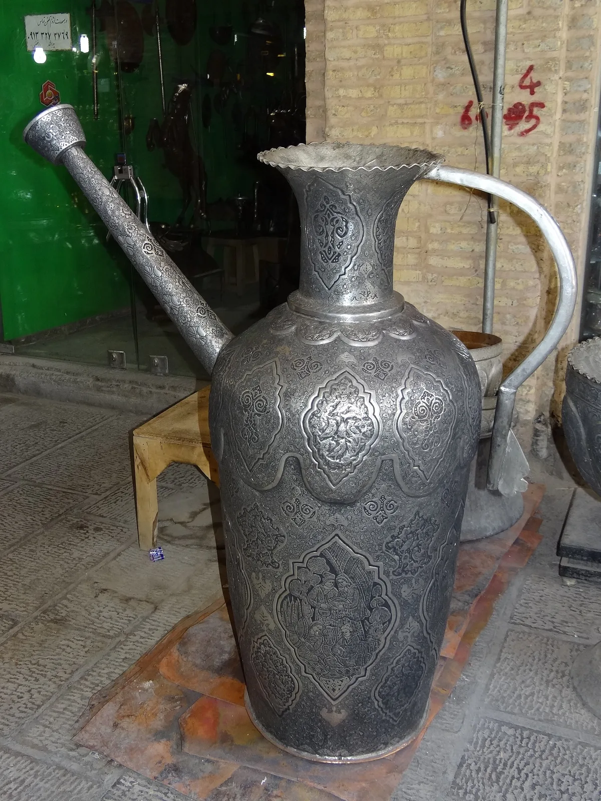 イランの銅器の資料写真 10