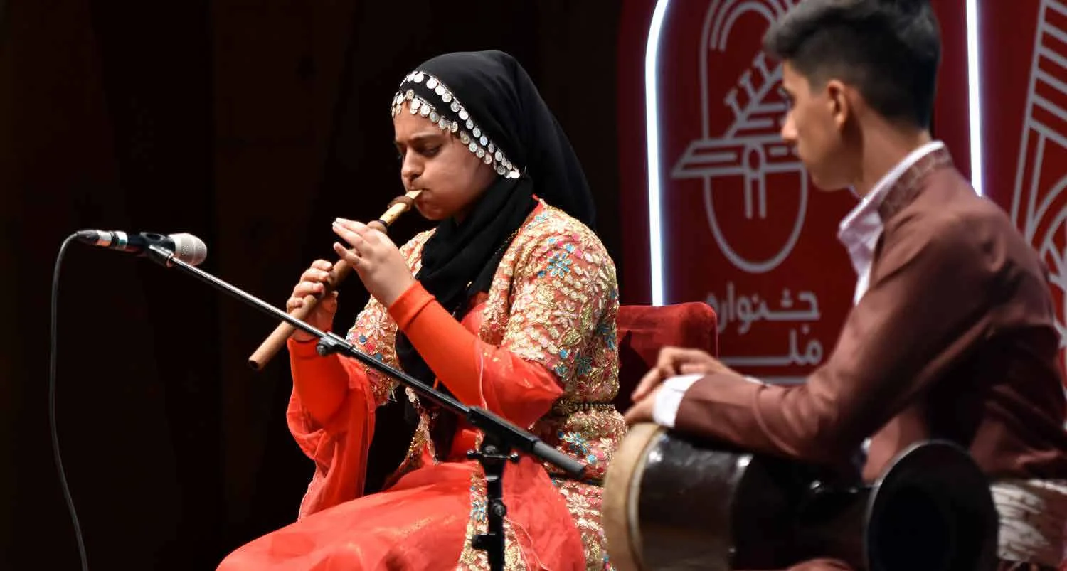 イランの音楽と楽器の資料写真 4